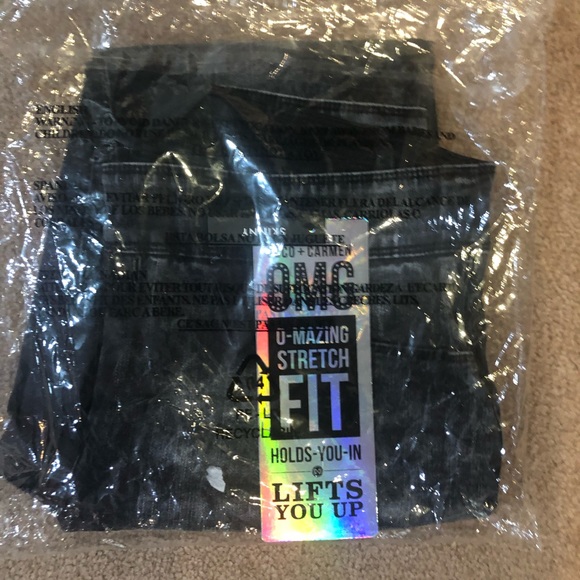 NEW OMG JEANS - Picture 6 of 8